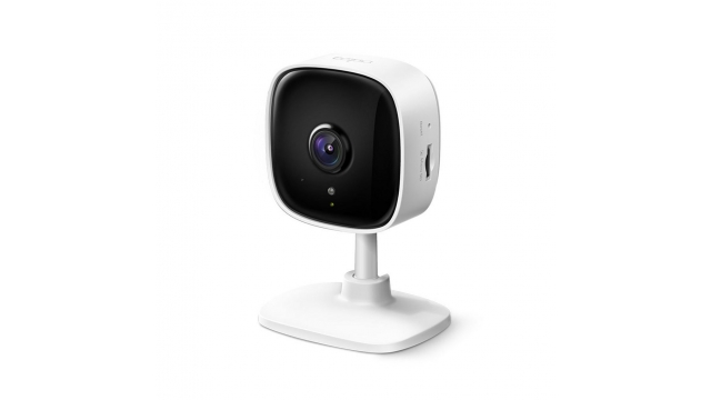 TP-Link Tapo C100 IP-Beveiligingscamera Wit/Zwart